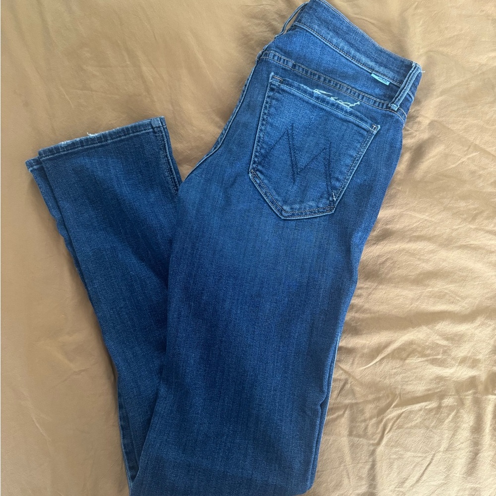 Mother denim size 26 low rise “the rascal” denim jeans